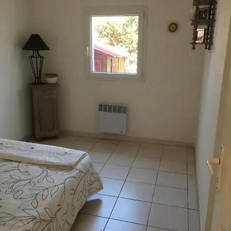 Hébergement de vacances De La Clape à La Mon Petit Pavillon Labellisé - F2- Piscine Commune - Wifi Gratuit- Parking Privé - Arrivee Autonome - 800 M - Grande Terrasse Abritée Vent - *