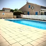 De La Clape à La Mon Petit Pavillon Labellisé - F2- Piscine Commune - Wifi Gratuit- Parking Privé - Arrivee Autonome - 800 M - Grande Terrasse Abritée Vent - *